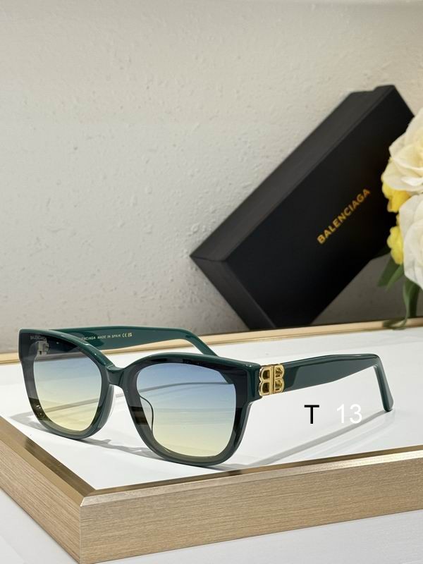 Balenciaga BB0102SA 55  18-142 K04