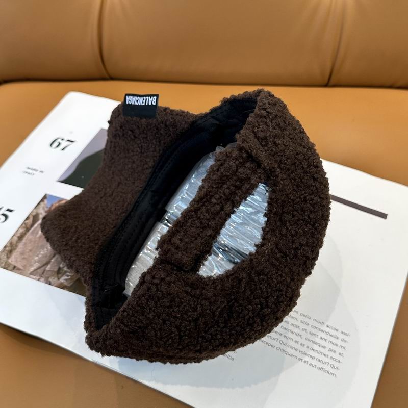 Balenciaga Cap (1489)