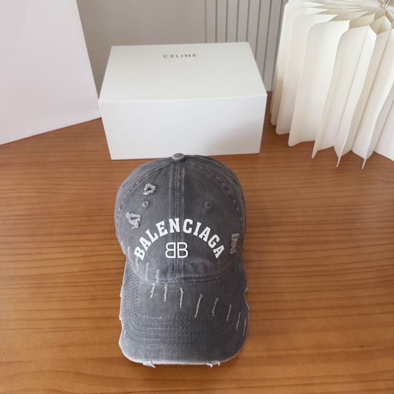 Balenciaga Cap (303)
