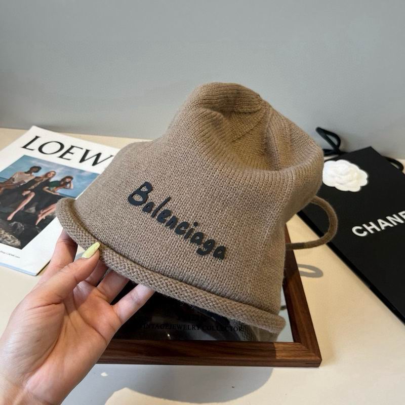 Balenciaga Hat (1923)