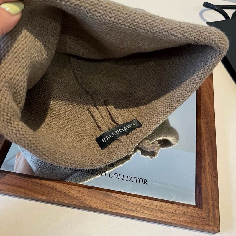 Balenciaga Hat (1924)