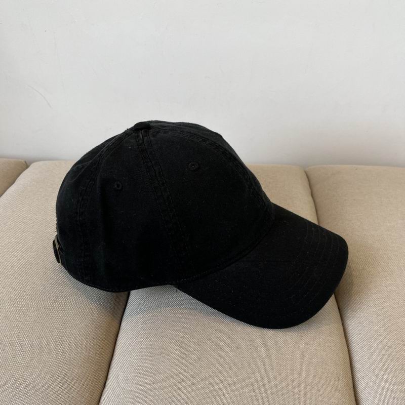 Balenciaga cap (1024)