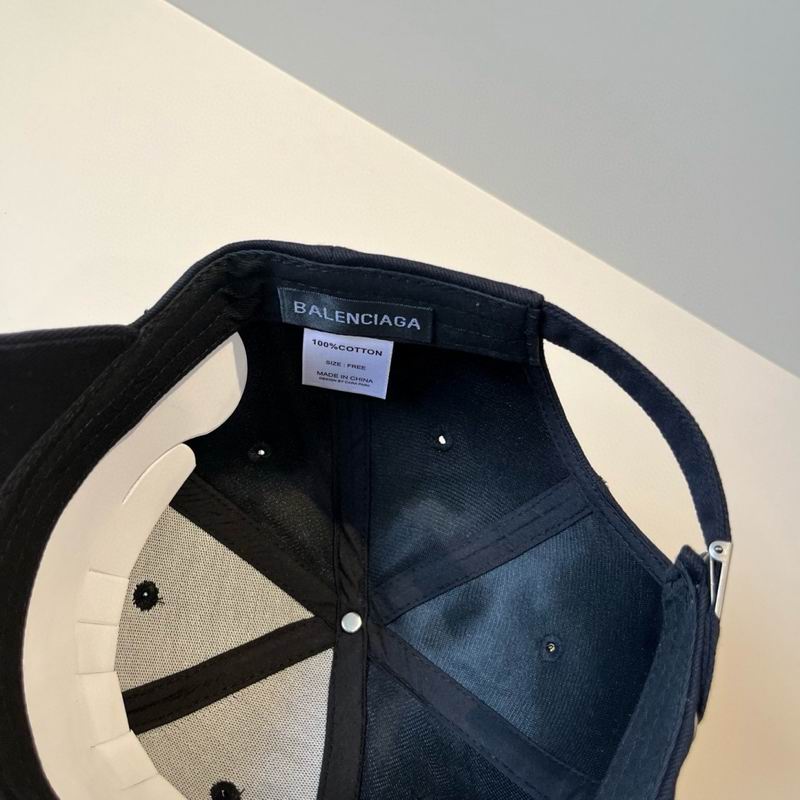 Balenciaga cap (1046)