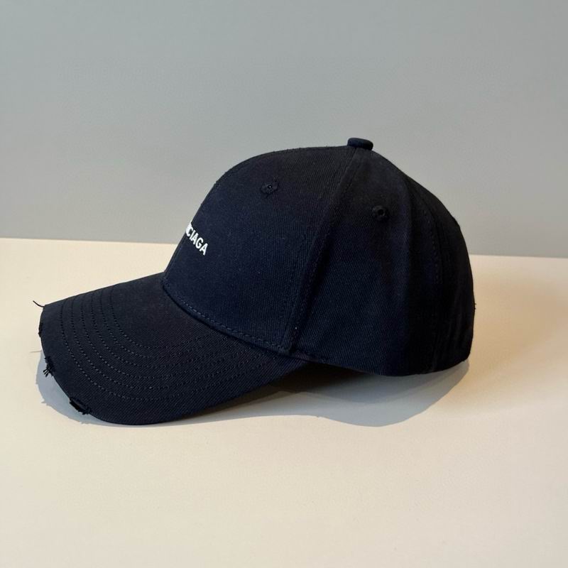 Balenciaga cap (1050)
