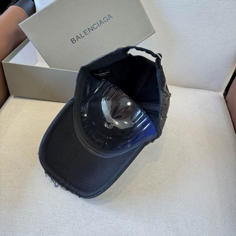 Balenciaga cap (945)