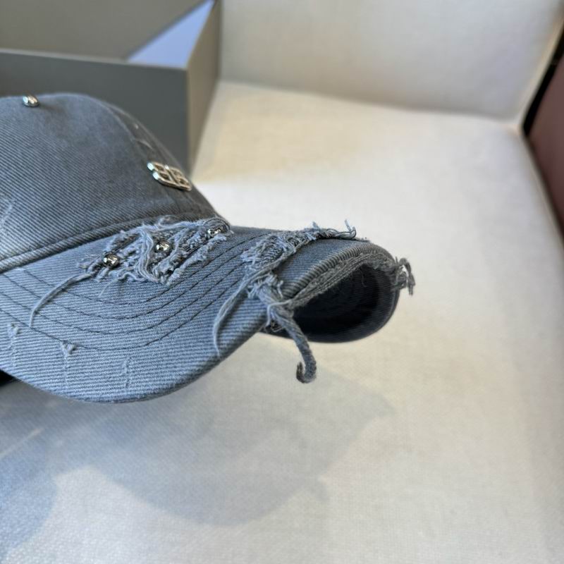Balenciaga cap (956)