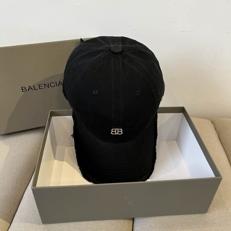 Balenciaga cap (990)