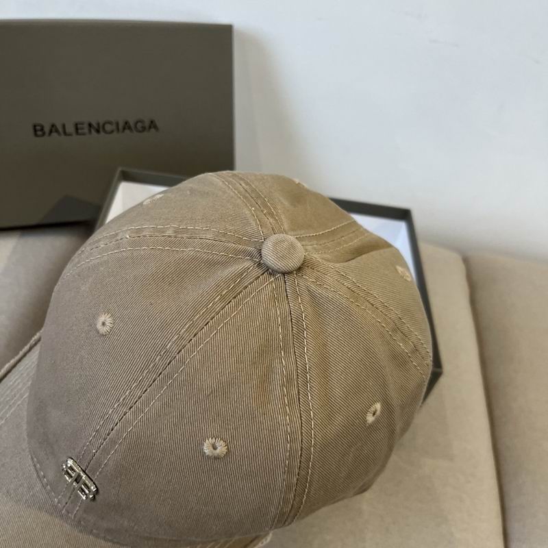 Balenciaga cap (999)