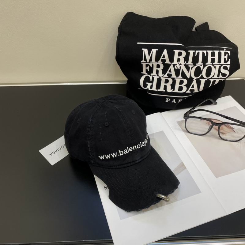 Balenciaga cap dx (640)