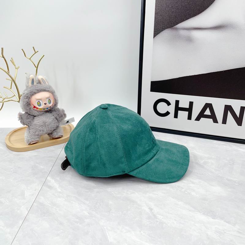 Brunello Cucinelli Cap dx (381)