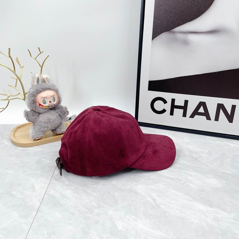 Brunello Cucinelli Cap dx (390)