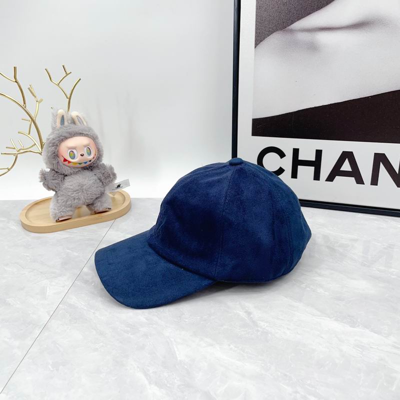 Brunello Cucinelli Cap dx (410)