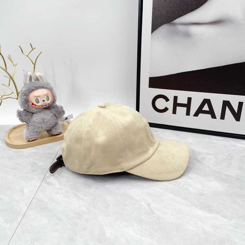 Brunello Cucinelli Cap dx (417)
