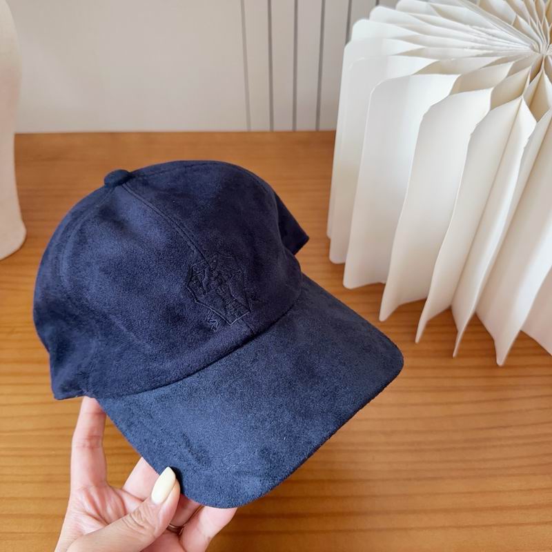 Brunello Cucinelli cap dx (50)