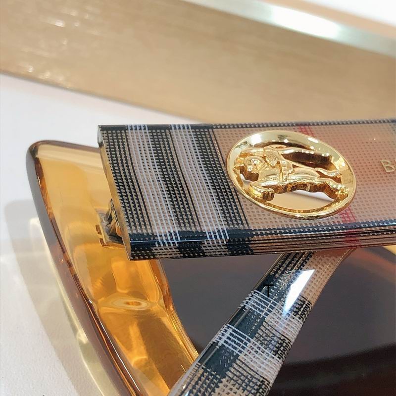 Burberry 5880 52 20-145 H09