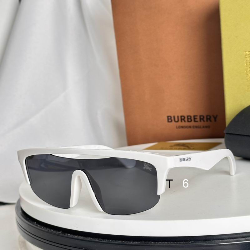 Burberry BE4460 145 e04