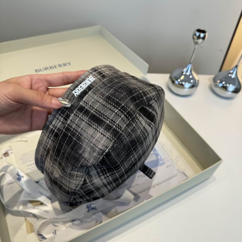 Burberry Beret (77)