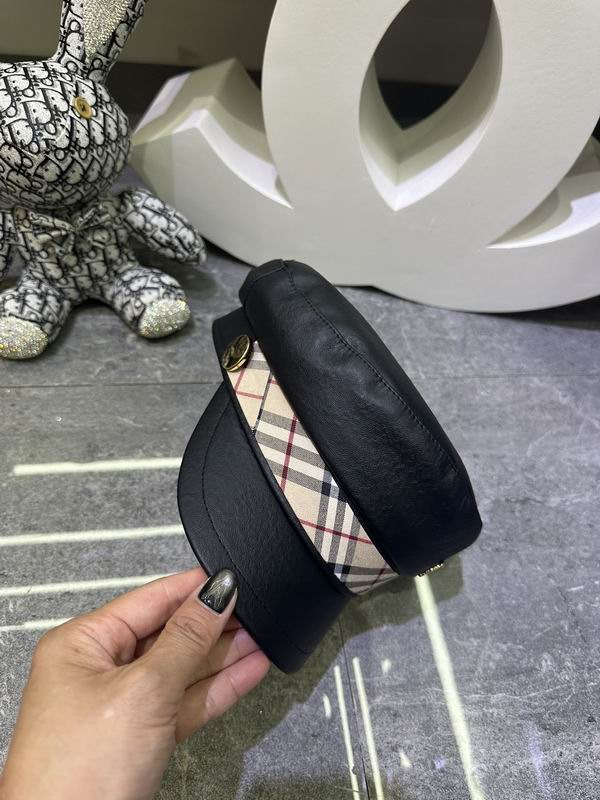 Burberry Cap dx (183)