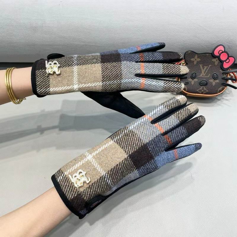 Burberry Gloves 50 (2)