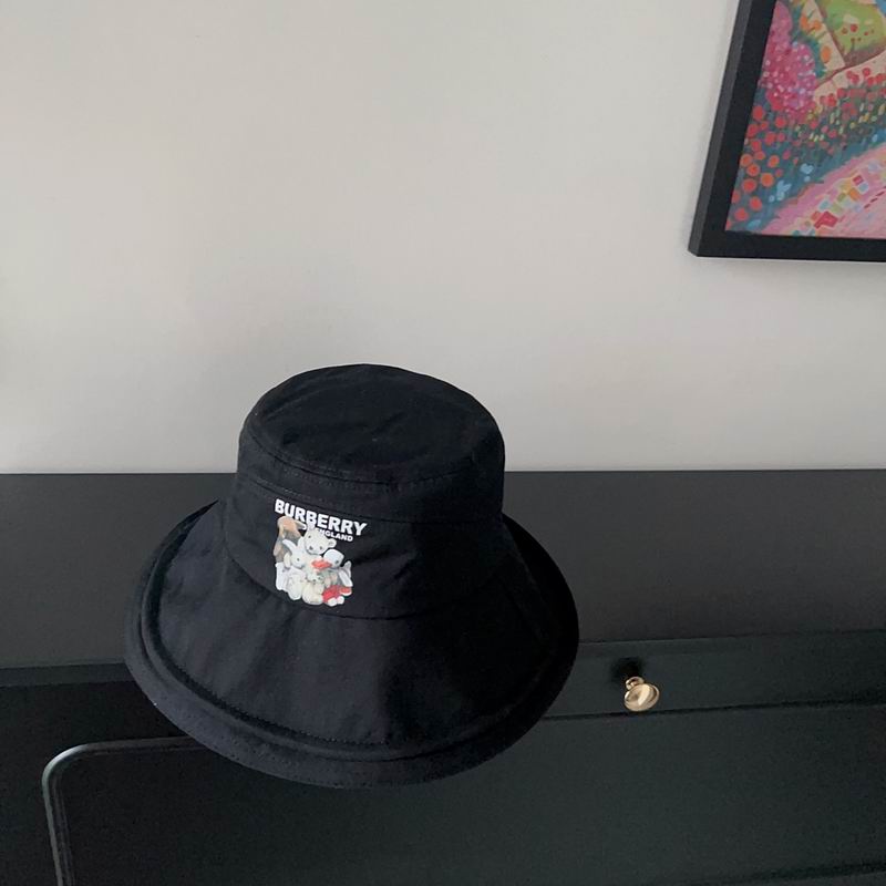 Burberry Hat (697)