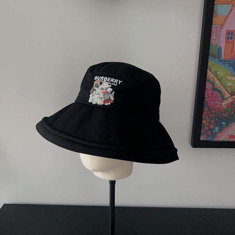 Burberry Hat (699)