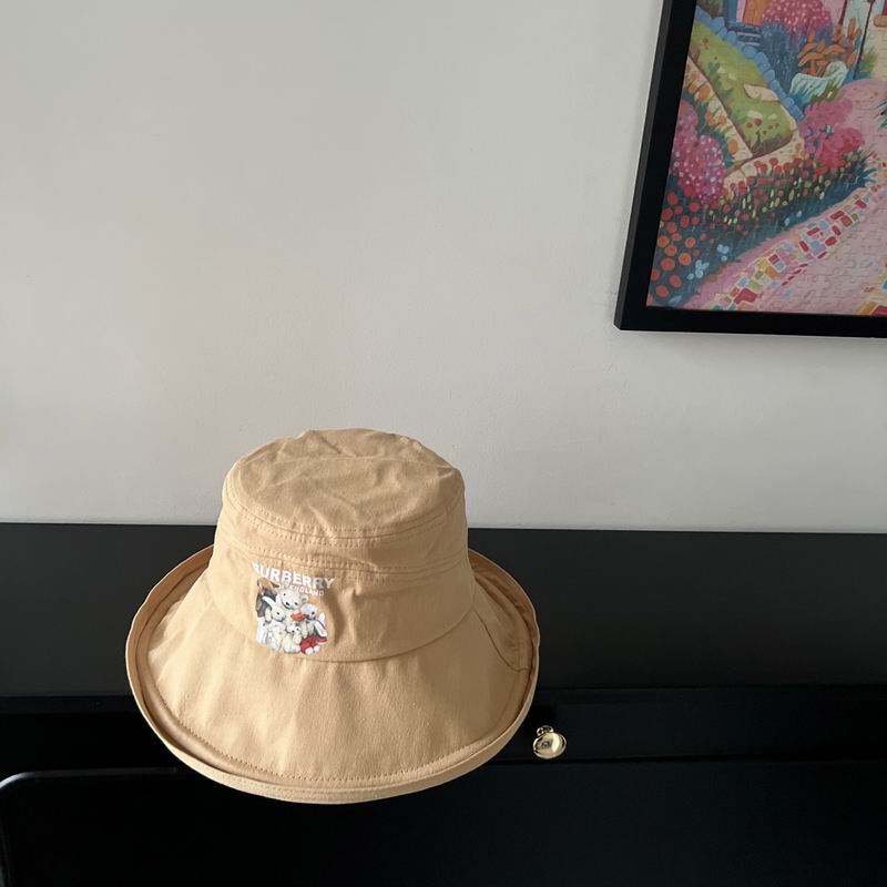 Burberry Hat (701)