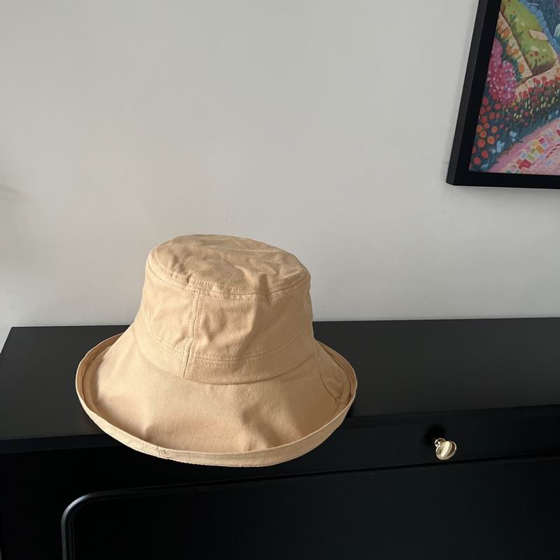 Burberry Hat (702)