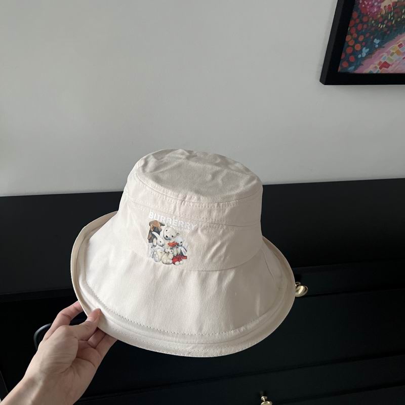 Burberry Hat (711)