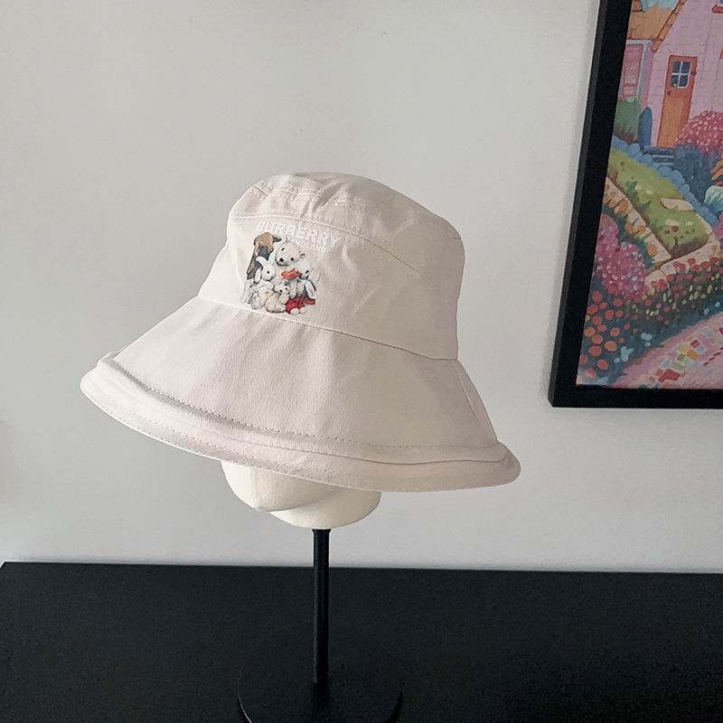 Burberry Hat (717)