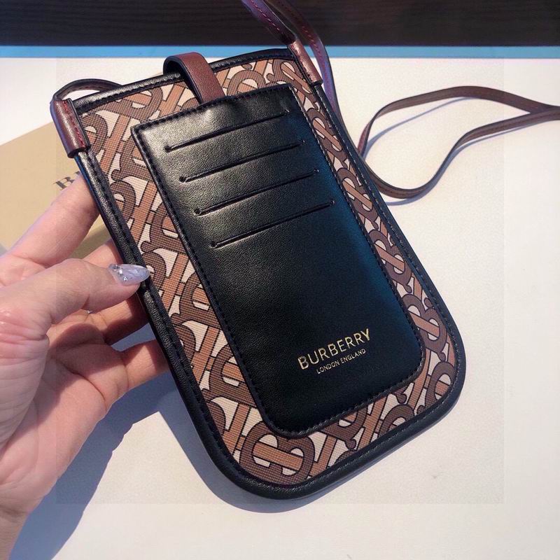 Burberry Phone bag 03 (1)