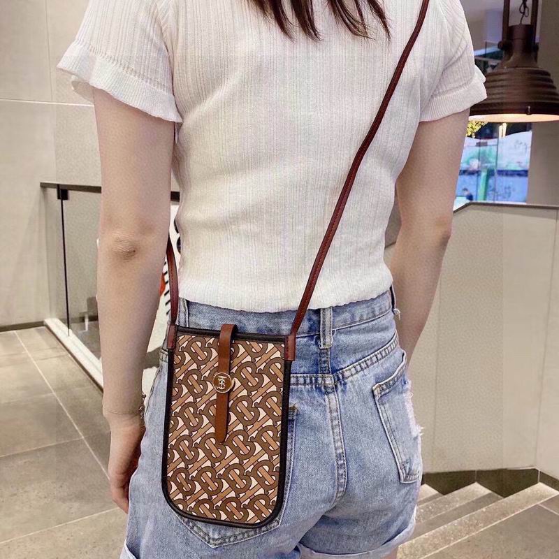 Burberry Phone bag 03 (8)