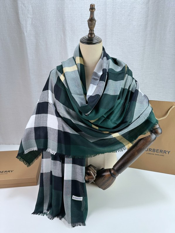 Burberry Scarf 110X200cm E02 (14)