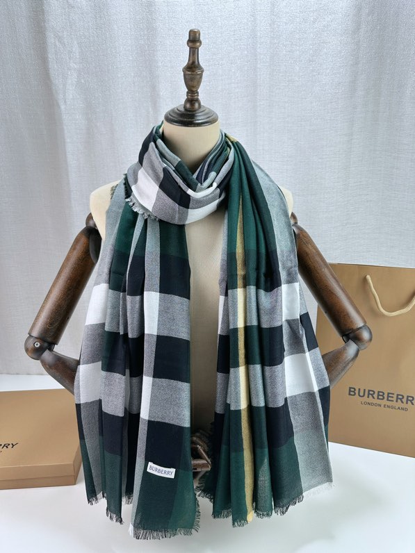 Burberry Scarf 110X200cm E02 (15)
