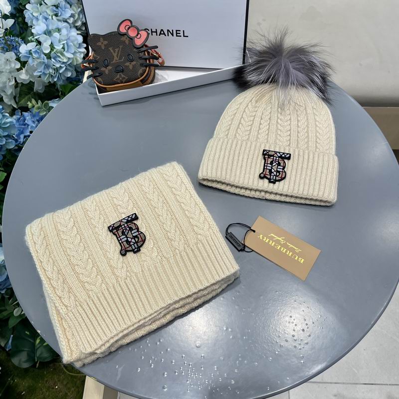 Burberry Scarf Hat (286)
