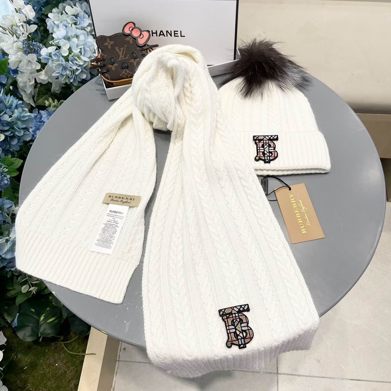 Burberry Scarf Hat (290)