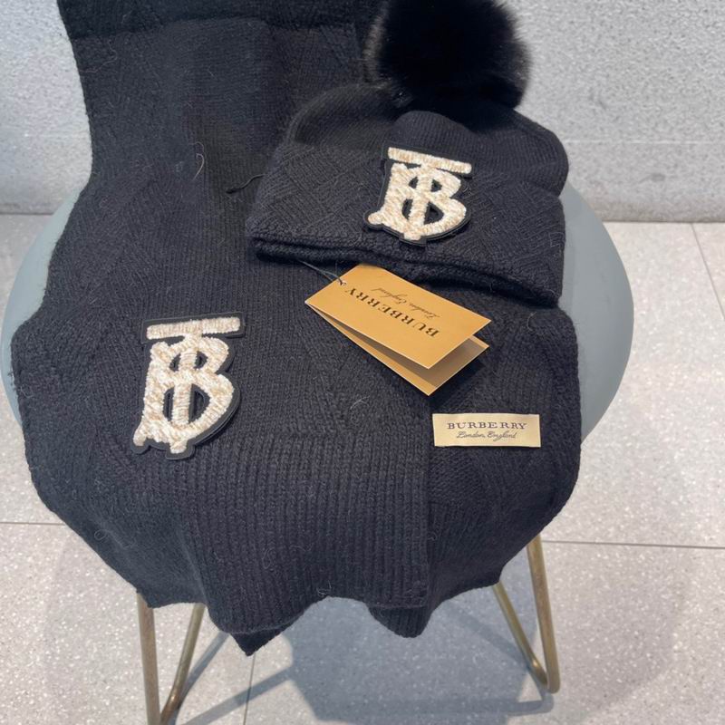 Burberry Scarf Hat (92)