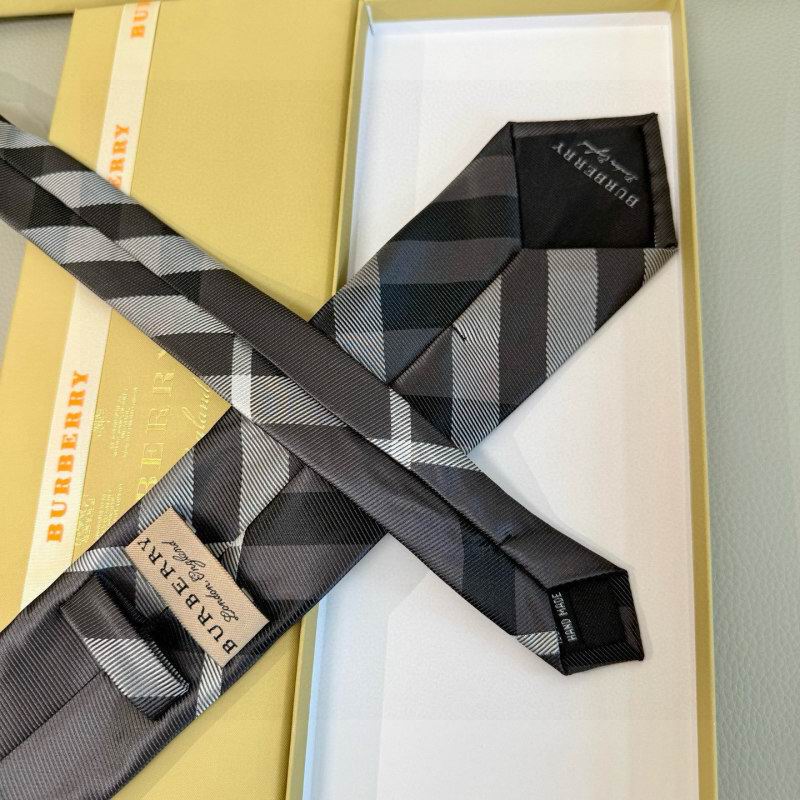 Burberry Tie hm (26)