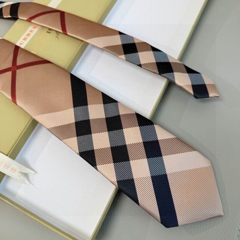 Burberry Tie hm (33)