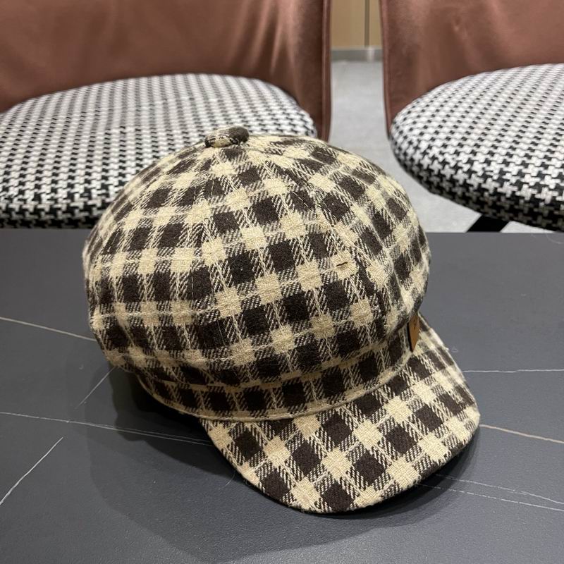 Burberry cap (199)