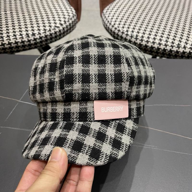 Burberry cap (207)