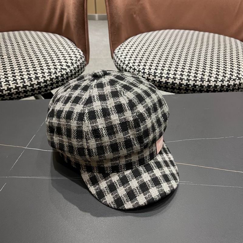 Burberry cap (211)
