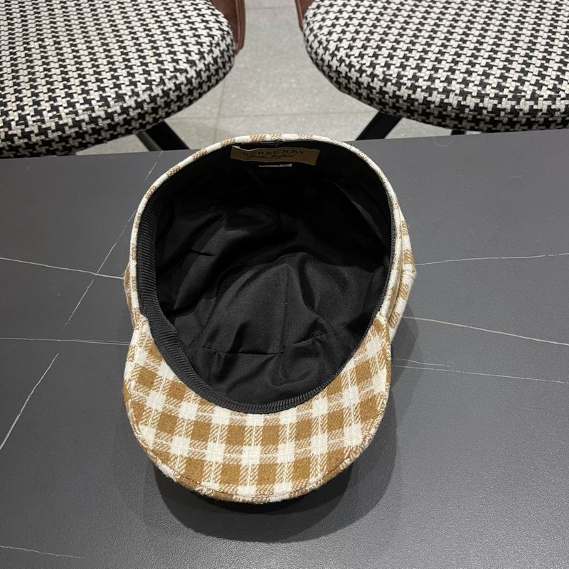 Burberry cap (215)