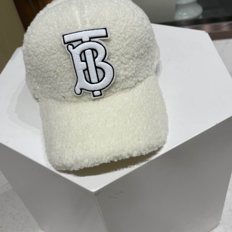 Burberry cap (711)