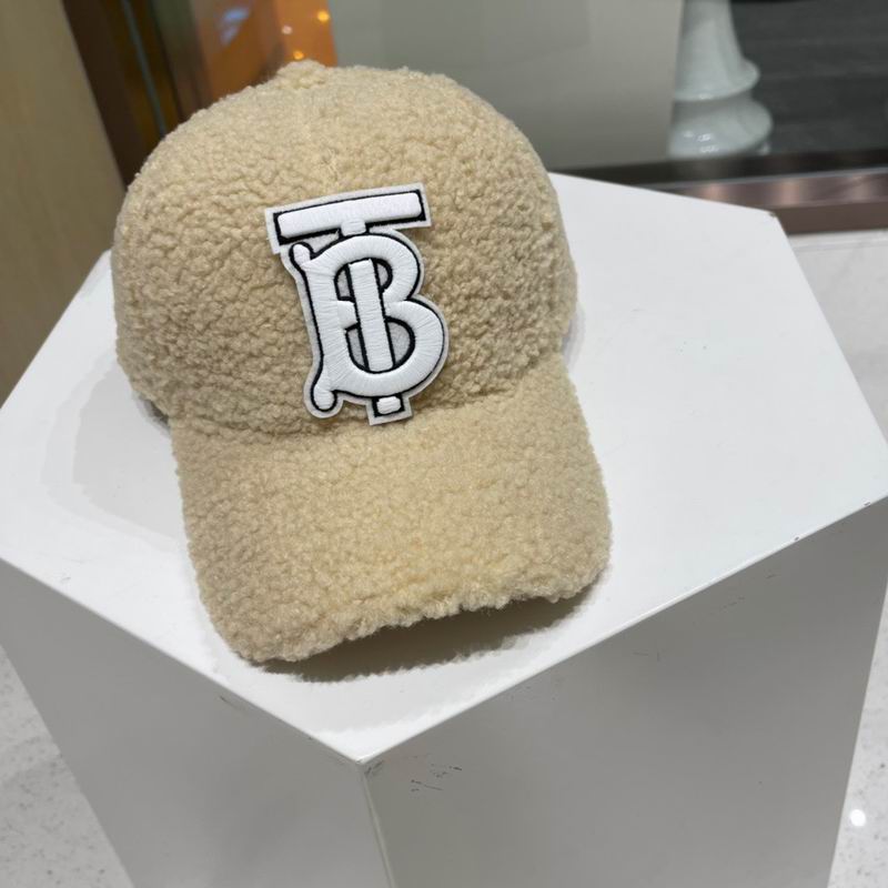 Burberry cap (718)