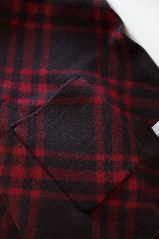 Burberry cloak 140X140cm E29 (10)