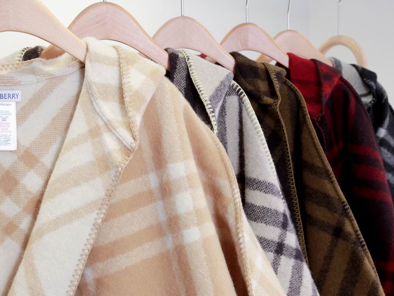 Burberry cloak 140X140cm E29 (46)