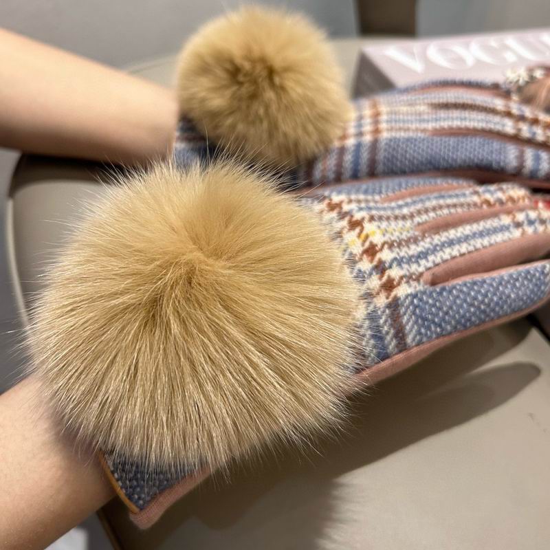 Burberry gloves 69 (8)