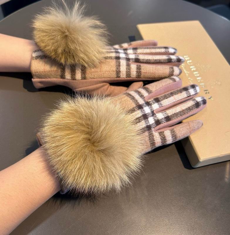 Burberry gloves 70 (7)
