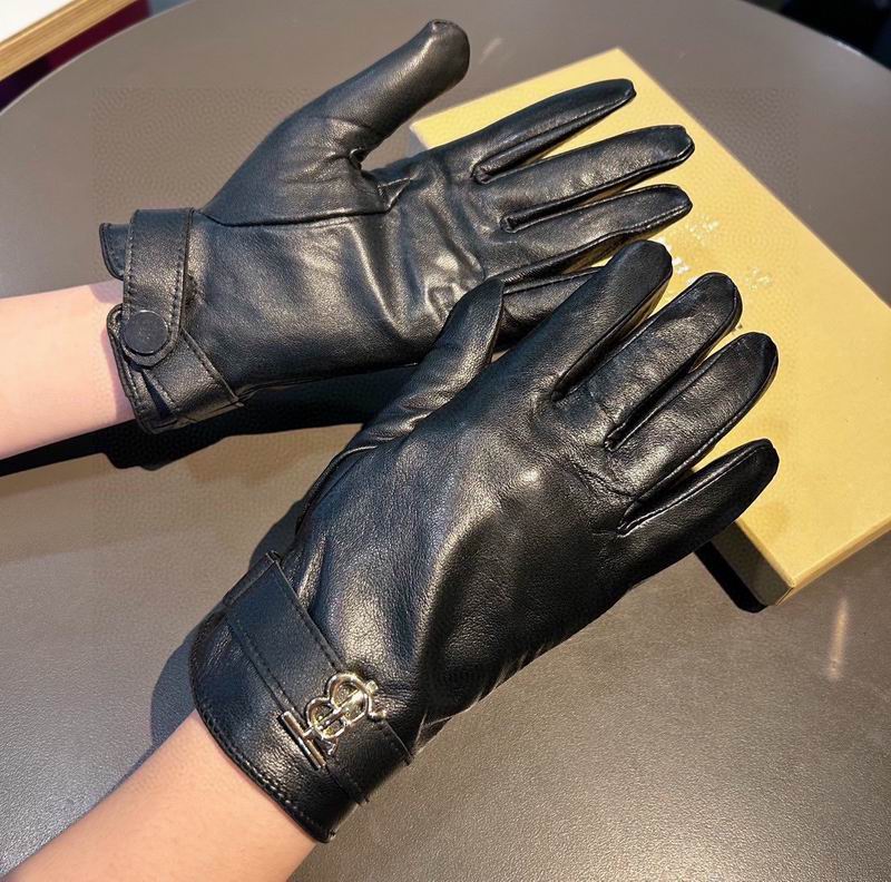 Burberry gloves M L 62 (17)