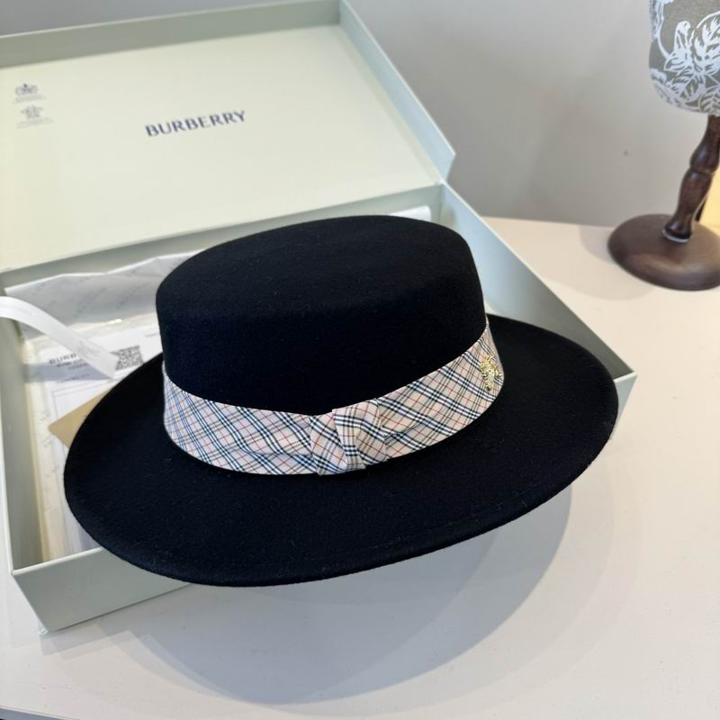 Burberry top hat (190)